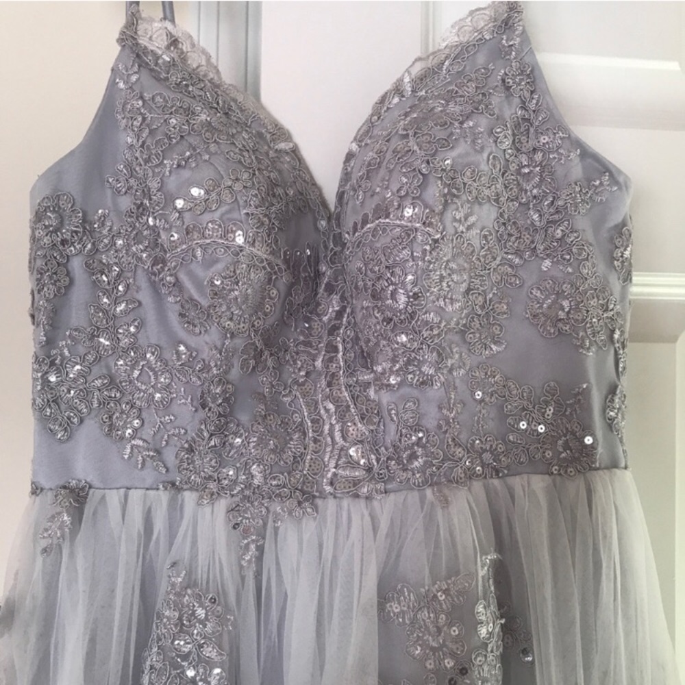 Prom Dress - Picture 4 of 7